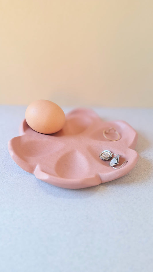 Henna Deviled Egg Dish