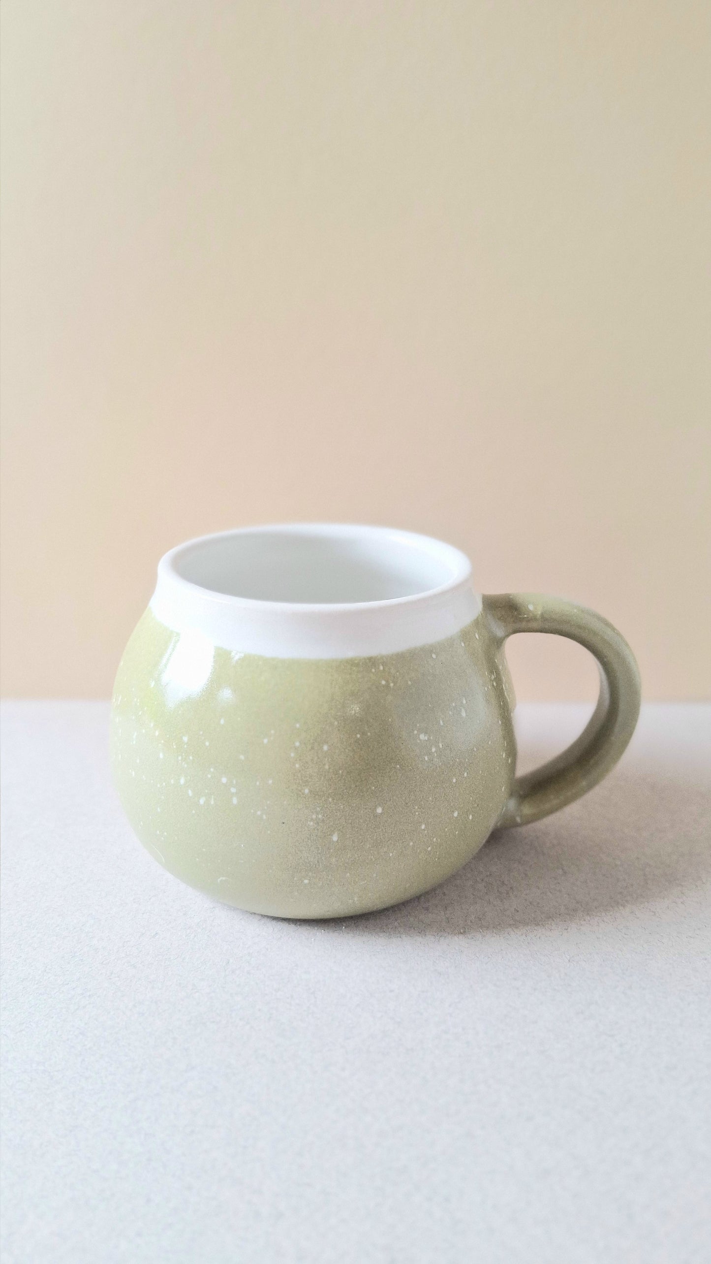 Avocado Crackle Tubbie Mug