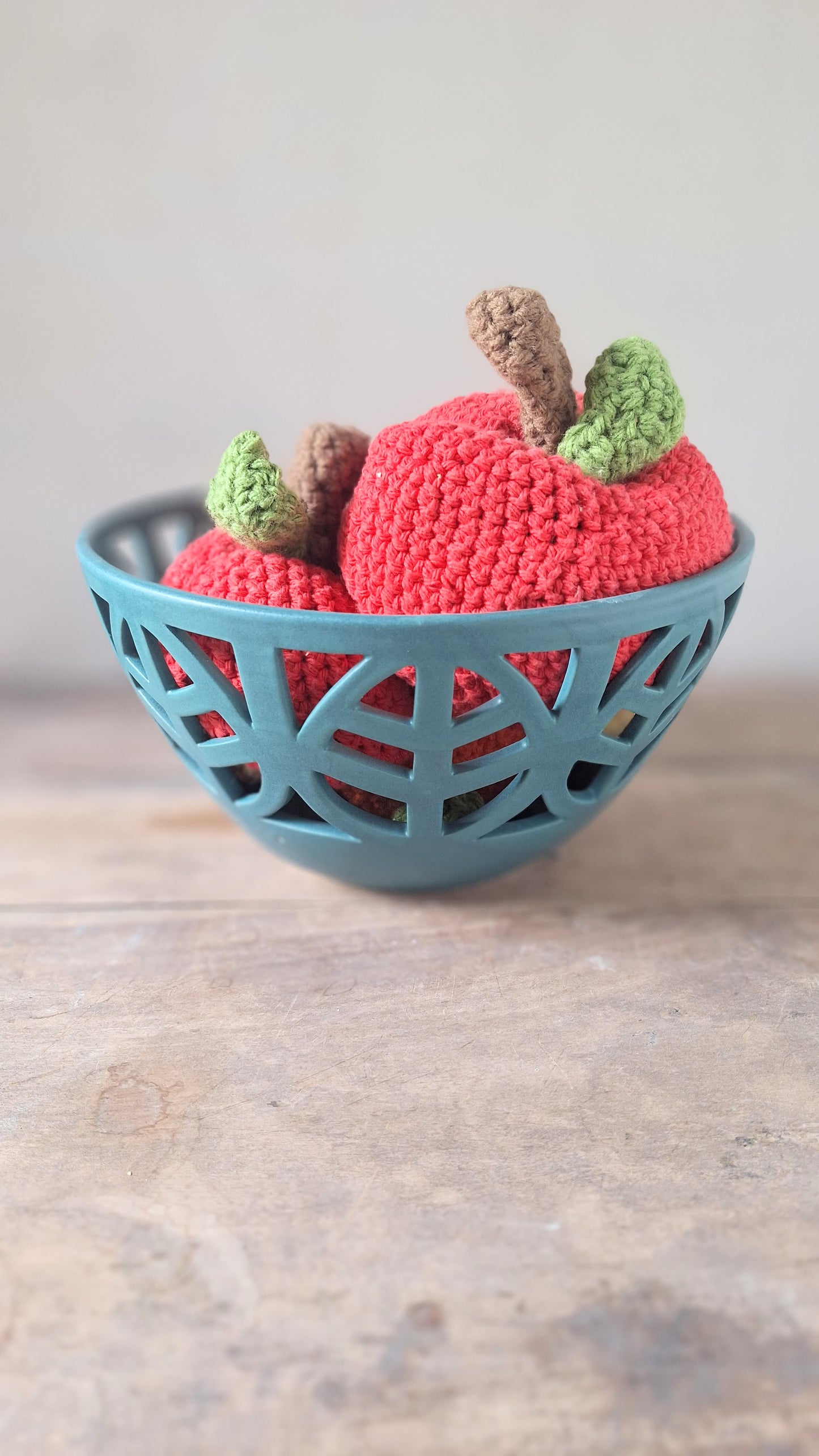 Teal Leaf Fruit Bowl